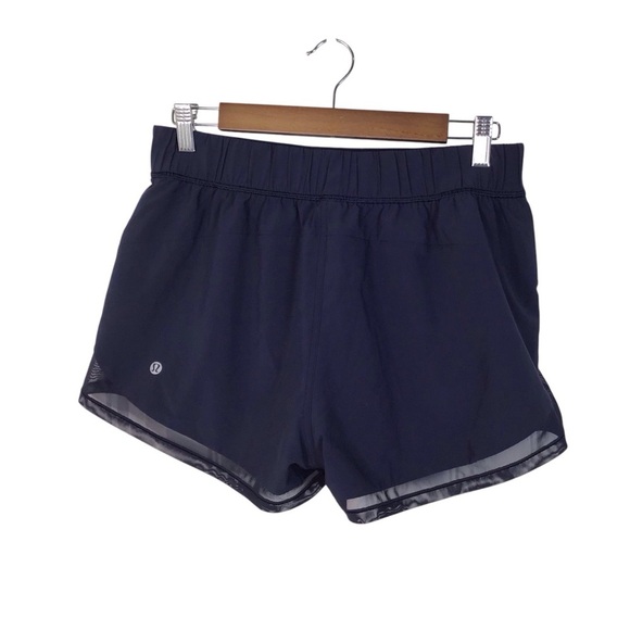 Lululemon Two with One Short in Midnight Navy/Chakra Print Blueberry Jam Size 8. - Picture 1 of 9